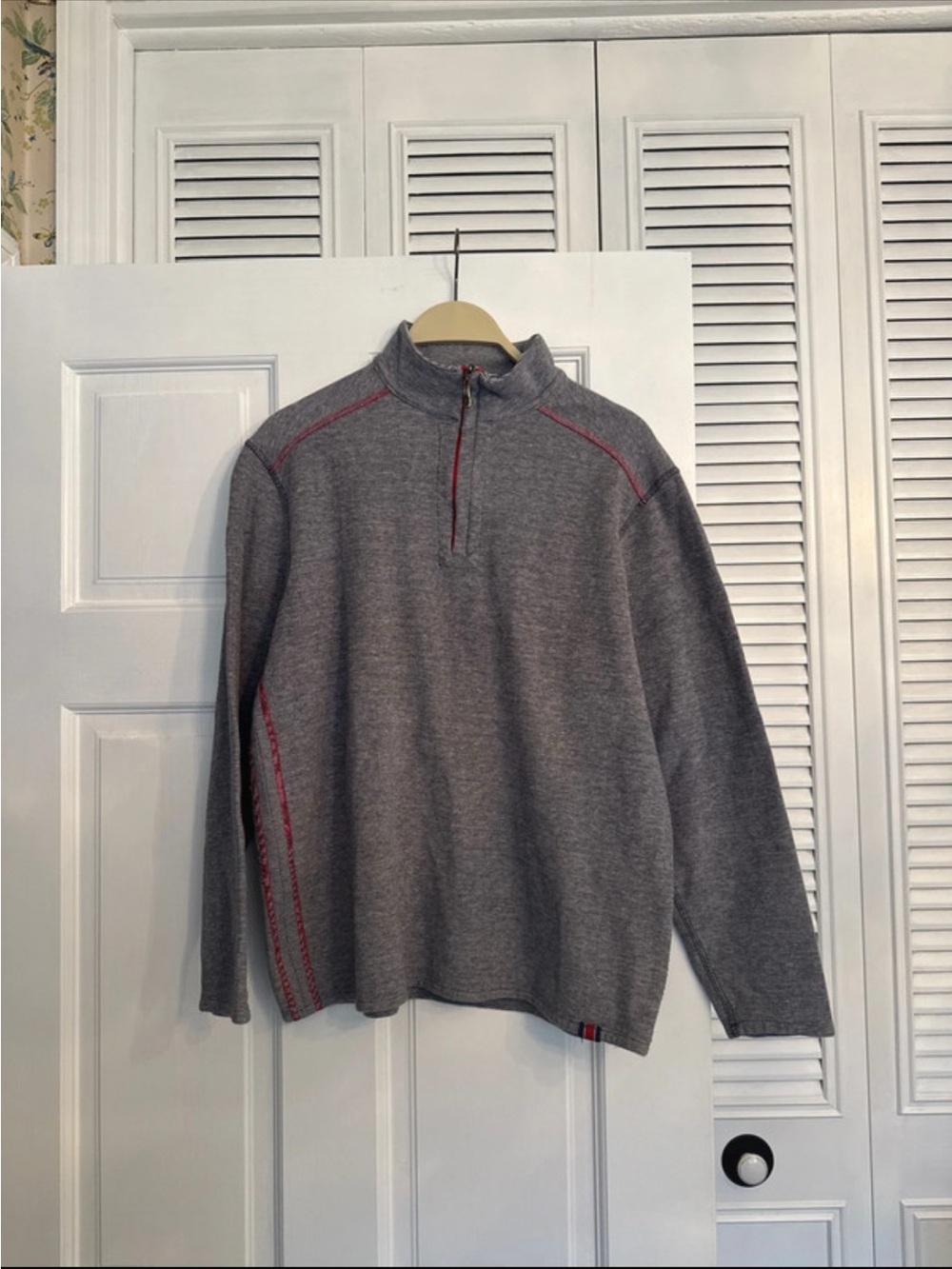 The Black Dog Men's Grey Quarter- Zip Large